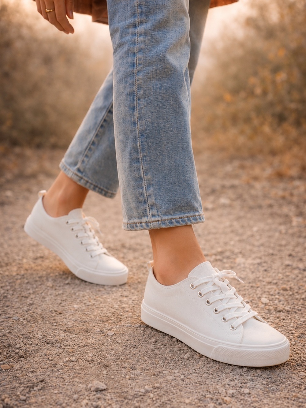 NEW FRACORA White Platform Sneakers Faux Leather Lace Up Casual Shoes Women’s 8